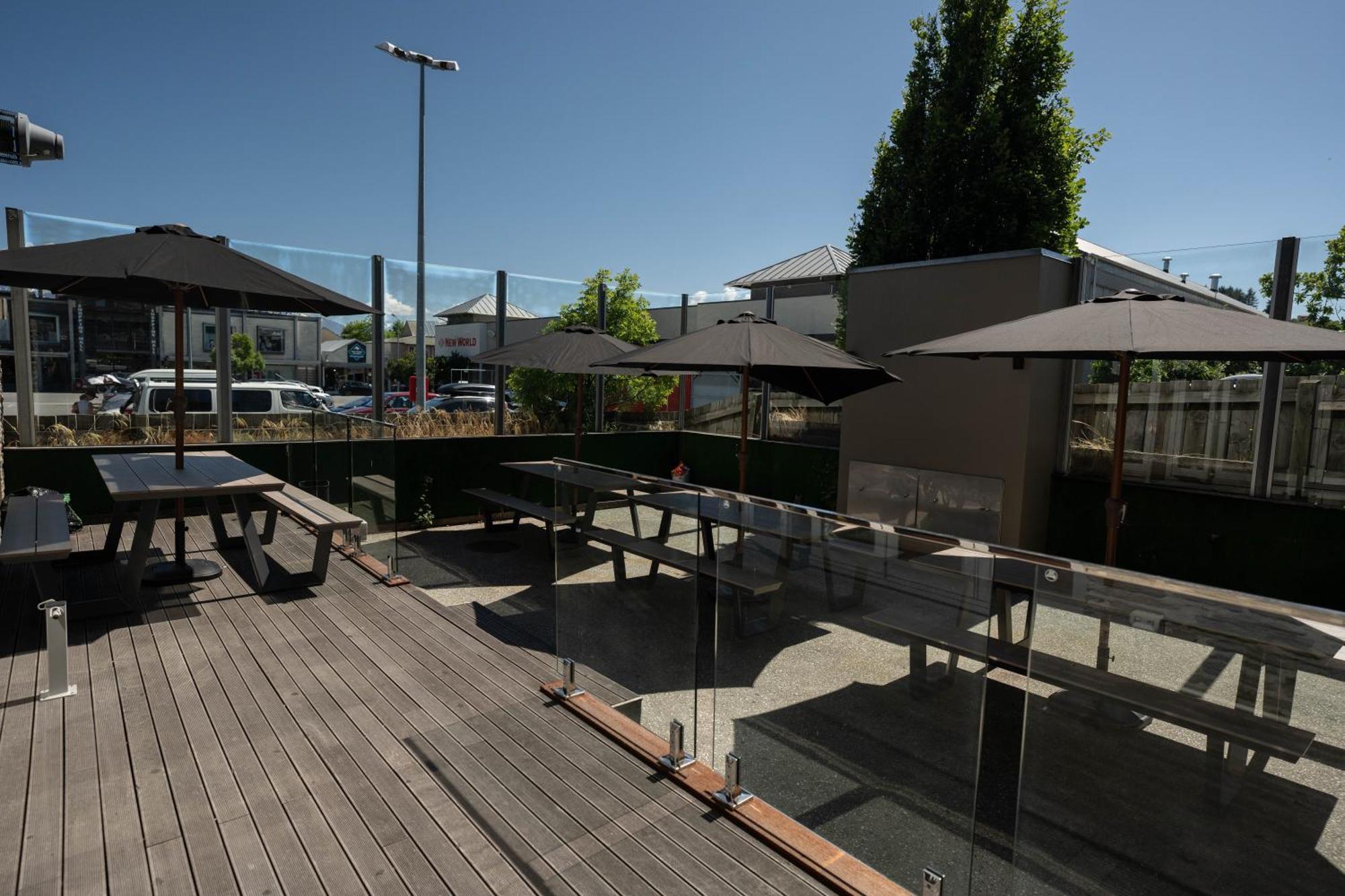 The Brownston Hostel Wanaka Exteriör bild