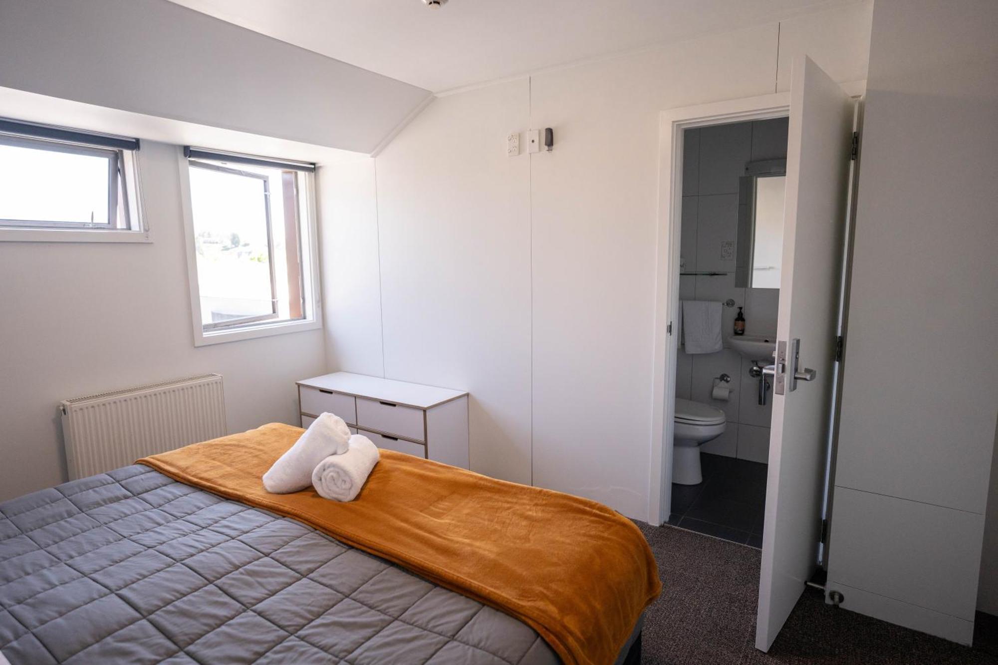 The Brownston Hostel Wanaka Exteriör bild