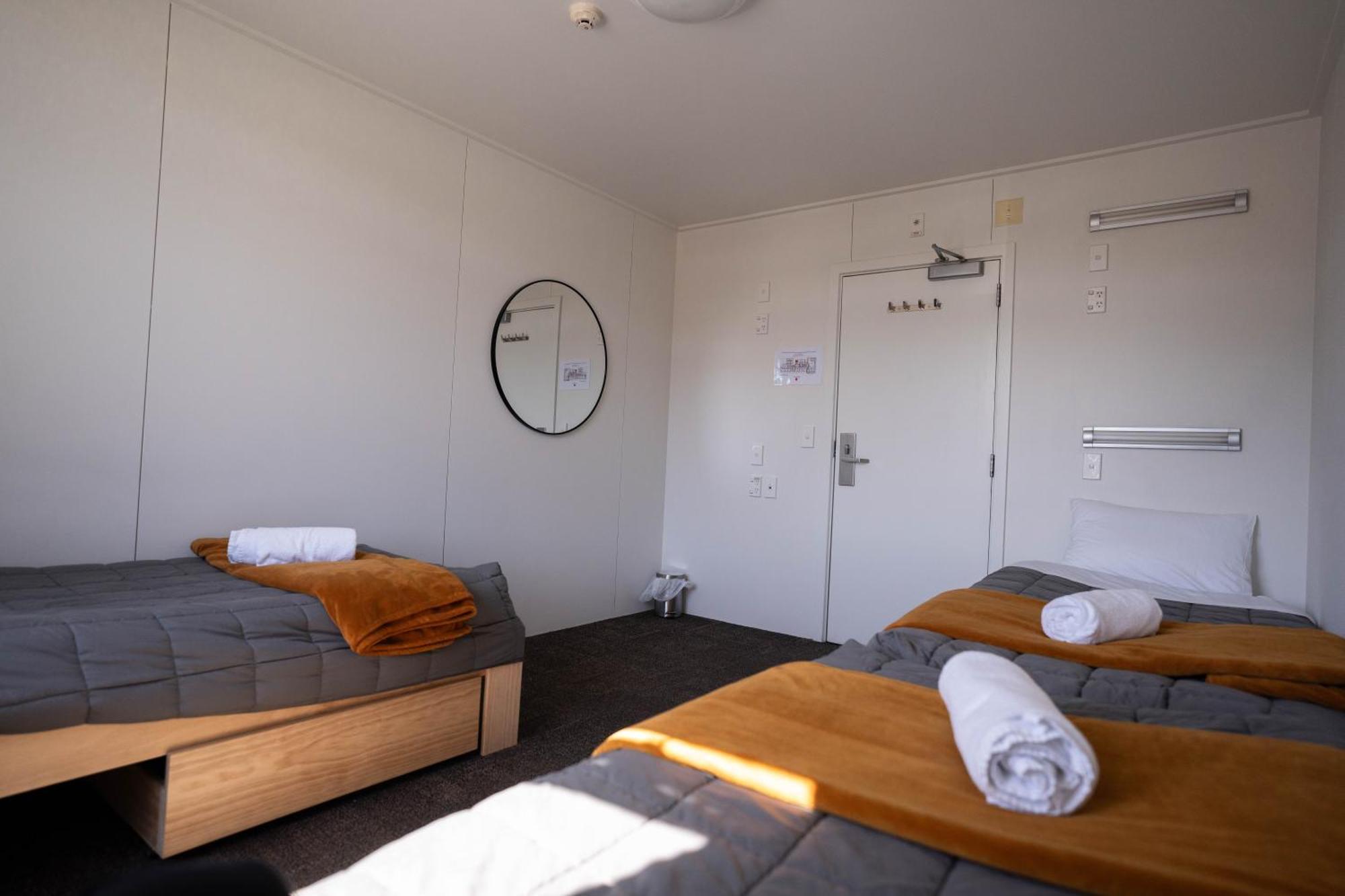 The Brownston Hostel Wanaka Exteriör bild