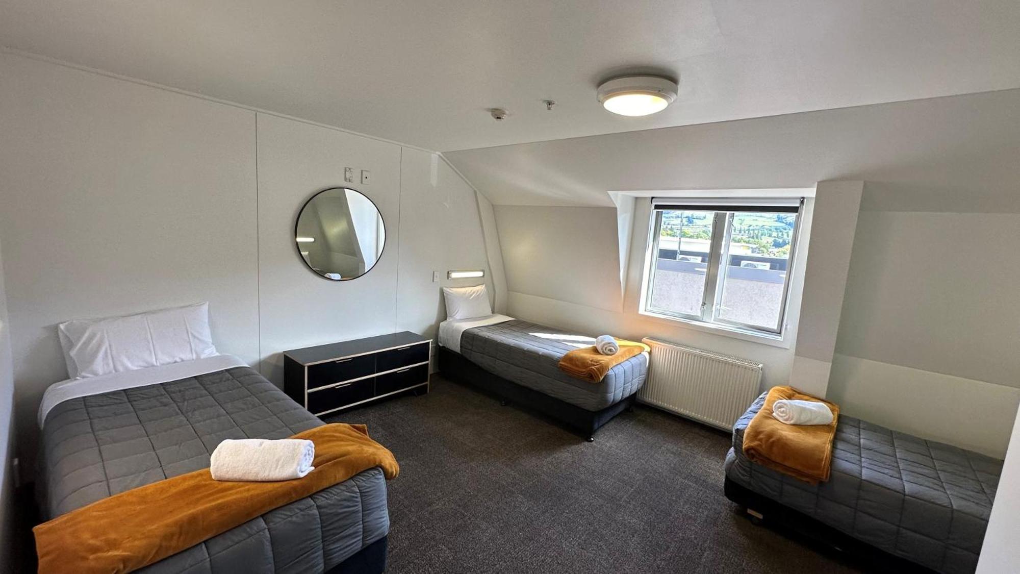 The Brownston Hostel Wanaka Exteriör bild